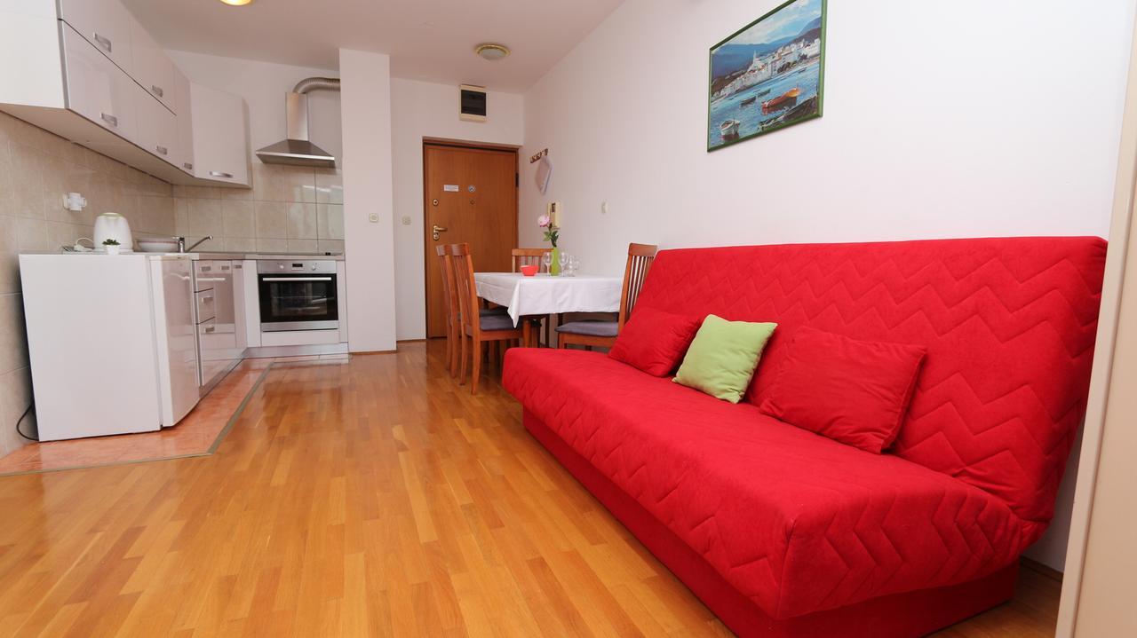 Central Beach Apartment Makarska Ngoại thất bức ảnh